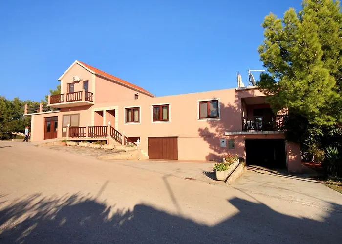 With Parking Space Zavalatica, Korcula - 4458 *